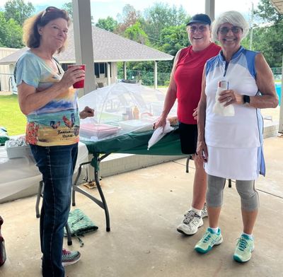 Mary G Cindy Moore Mary B Wimbledon